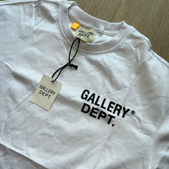 Бяла Gallery Dept Тениска